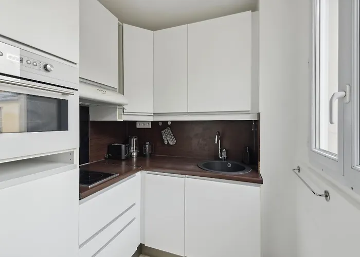 Apartment 1br Near Historic Sites - Cityapartmentstay Paris